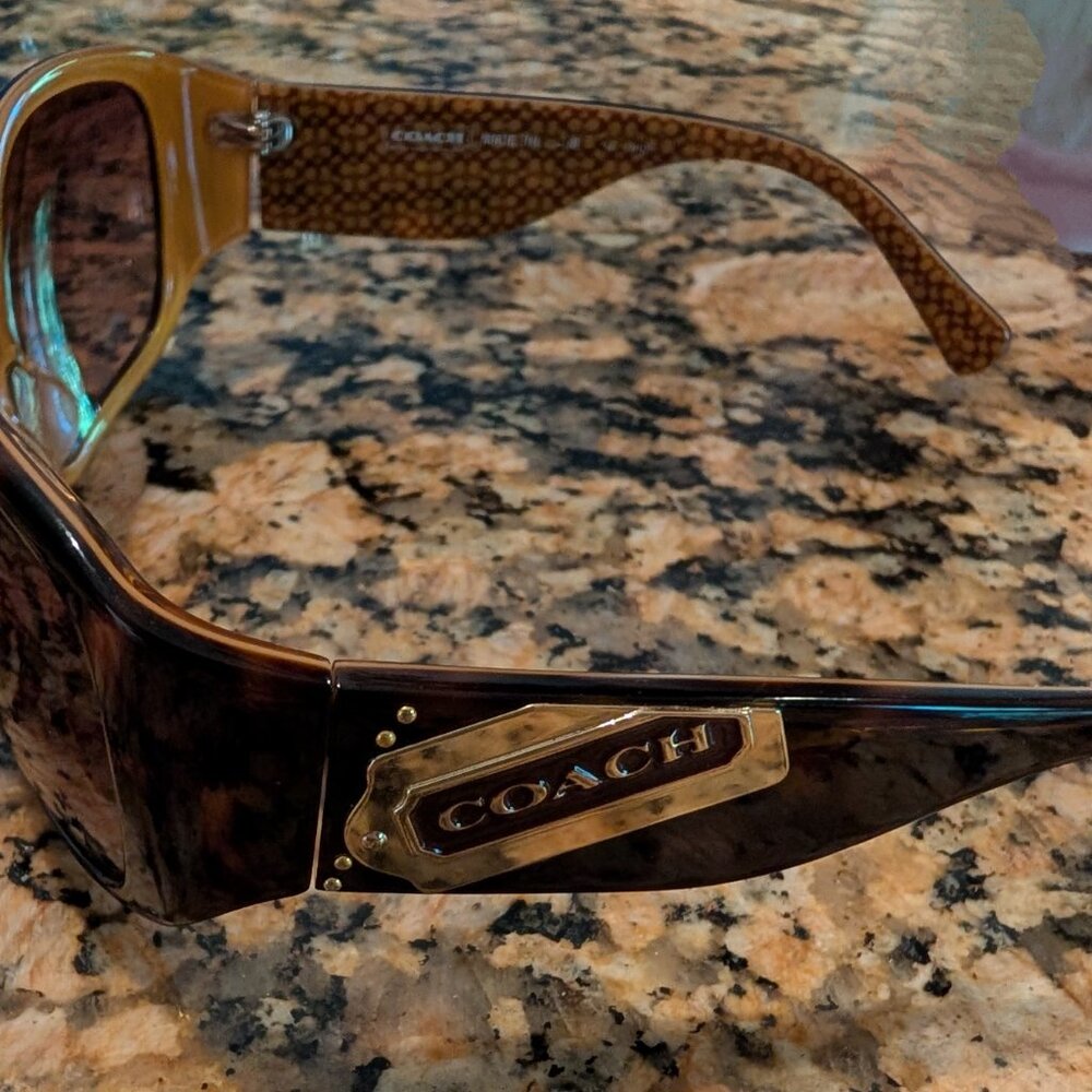 Coach Madeline Sunglasses - Picture 2 of 4